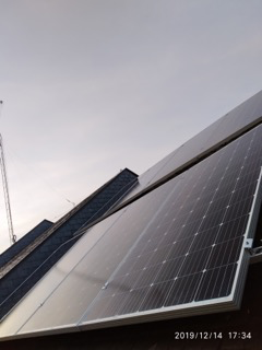 Placa solar AE Solar instalada\\n\\n20/03/2020 13:49